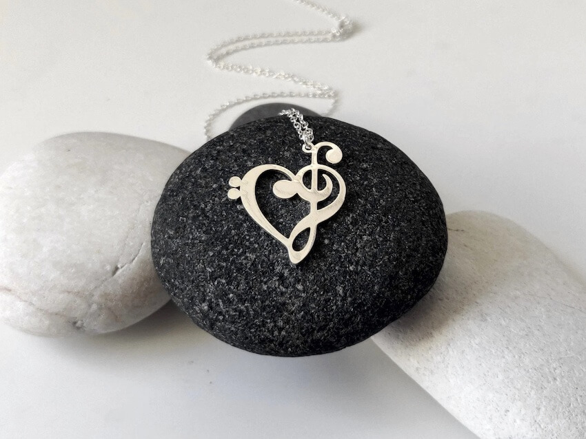 Blue Karma Handmade Jewellery Edinburgh, Heart Clef Gift Necklace